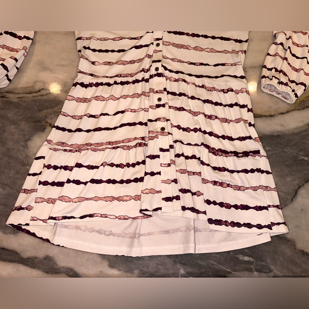 EUC Wonderly Striped High‎ Low Button Up Long Sleeve Shirt Size Medium - Picture 7 of 10